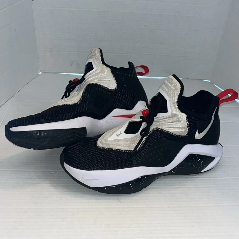 Nike-10.5-LeBron soldier-black, white & red-basketball sneakers CK6024-002.